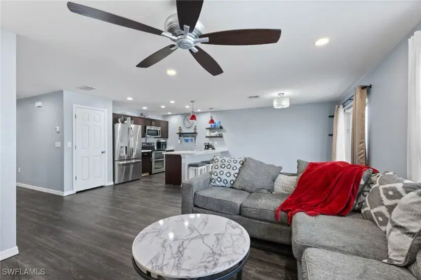 Picture of 1203 Desmond St, Port Charlotte FL 33952
