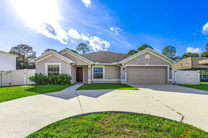 Picture of 1674 SW Airoso Boulevard, Port St Lucie FL 34984