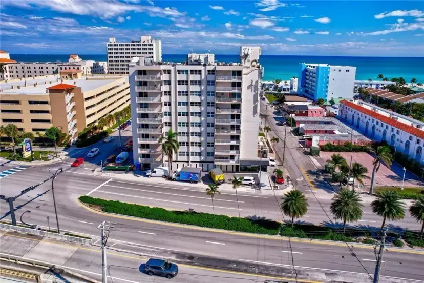 Picture of 211 S Ocean Dr 1001, Hollywood FL 33019