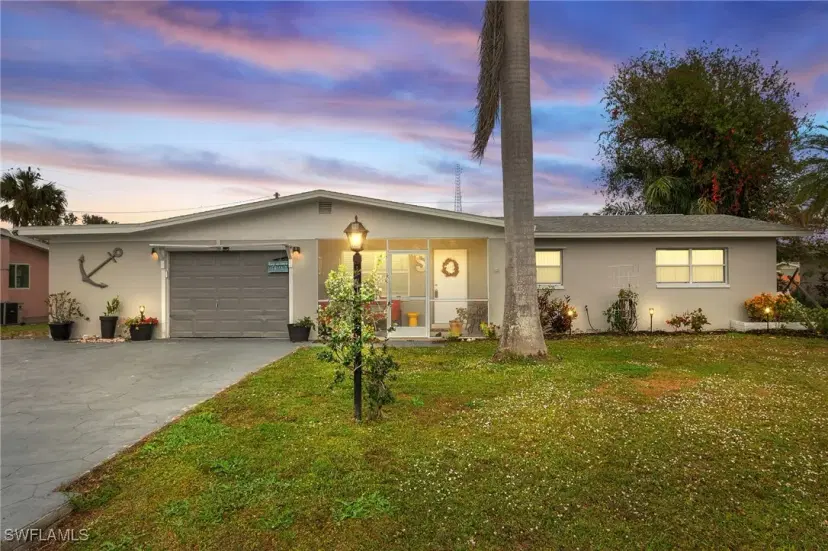 Picture of 162 Brooks Rd, North Fort Myers FL 33917