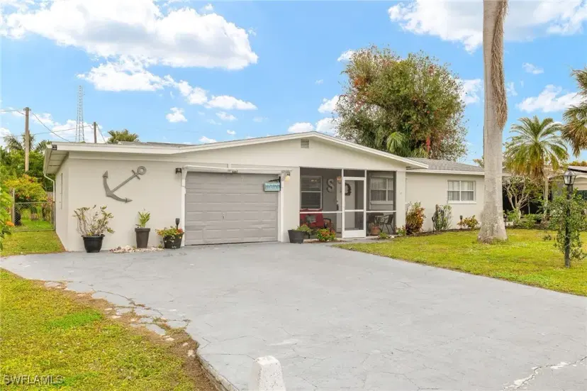 Picture of 162 Brooks Rd, North Fort Myers FL 33917