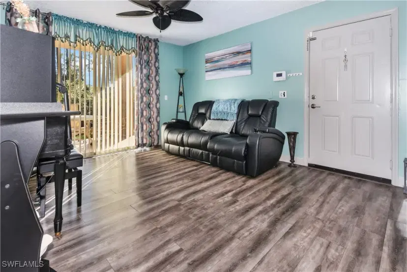 Picture of 1160 Wildwood Lakes Blvd 9, Naples FL 34104