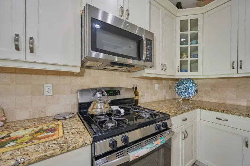 Picture of 443 11Th Square Sw, Vero Beach FL 32962