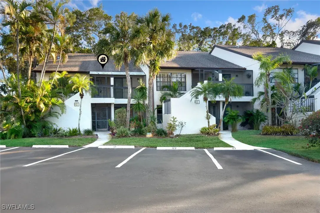 Picture of 1814 Kings Lake Blvd 201, Naples, FL 34112