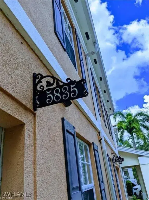 Picture of 5835 Cove Cir 5, Naples FL 34119
