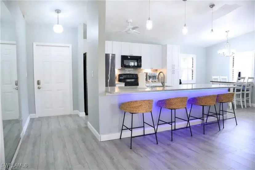 Picture of 4276 Island Cir A, Fort Myers FL 33919