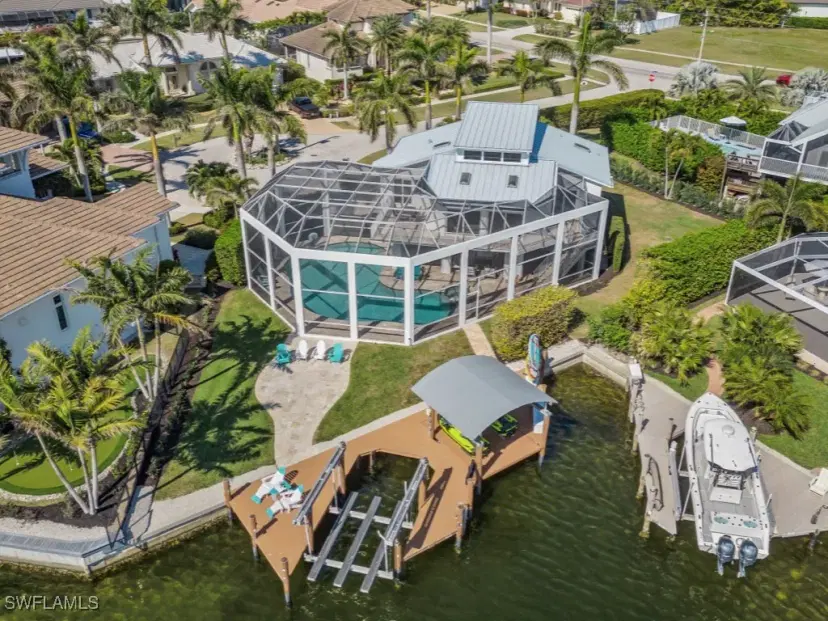Picture of 415 Swiss Ct, Marco Island FL 34145