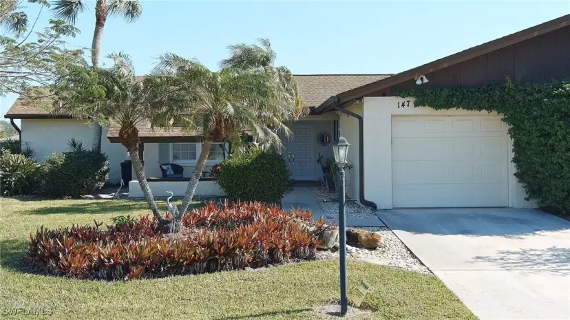 Picture of 147 Round Key Cir P1, Naples FL 34112