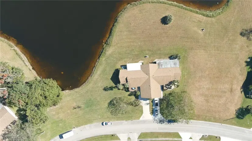 Picture of 147 Round Key Cir P1, Naples FL 34112
