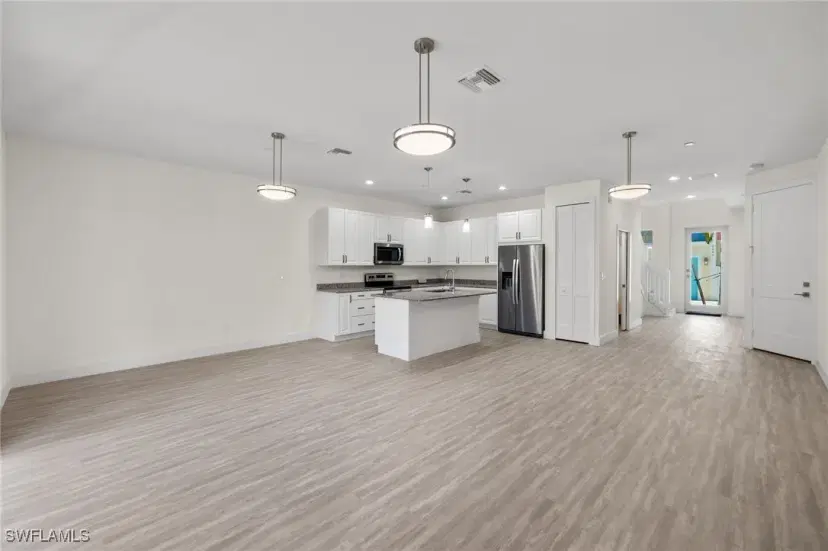 Picture of 5865 Shell Cove Dr 105, Cape Coral FL 33914