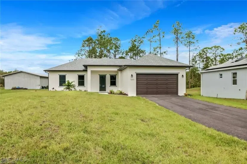 Picture of 5653 Everglades Blvd N, Naples FL 34120