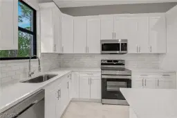 Picture of 5653 Everglades Blvd N, Naples, FL 34120