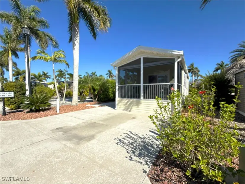 Picture of 5500 Cypress Trail Resort Cir, Fort Myers FL 33905