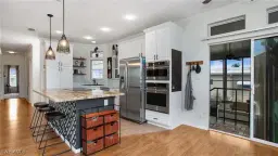 Picture of 280 Islamorada Ln, Naples, FL 34114