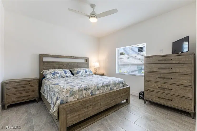 Picture of 210 Pearl St, Fort Myers Beach FL 33931