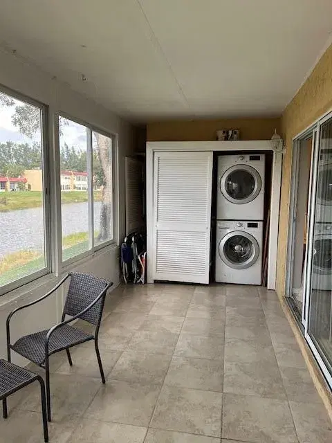 Picture of 435 Lake Helen Drive, West Palm Beach FL 33411