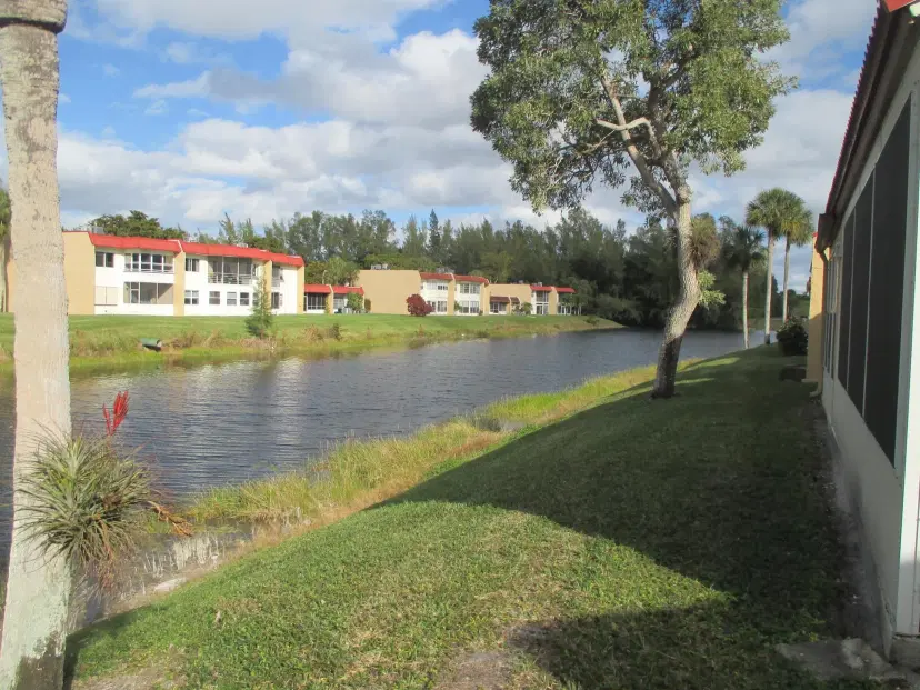 Picture of 435 Lake Helen Drive, West Palm Beach FL 33411