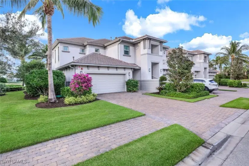Picture of 8050 Signature Club Cir 101, Naples FL 34113