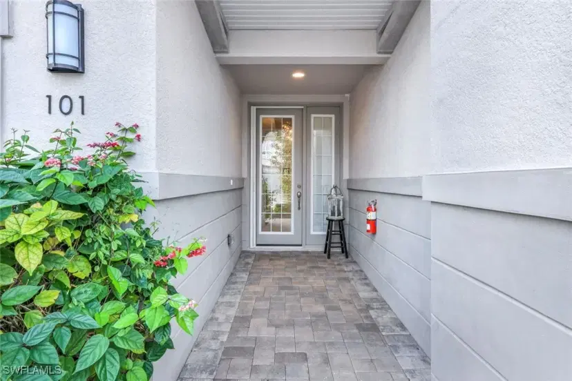 Picture of 8050 Signature Club Cir 101, Naples FL 34113