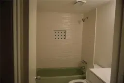 Picture of 7305 NW 4Th Pl 102, Margate, FL 33063