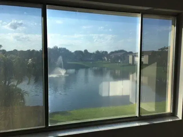 Picture of 914 Twin Lakes Dr 914, Coral Springs FL 33071