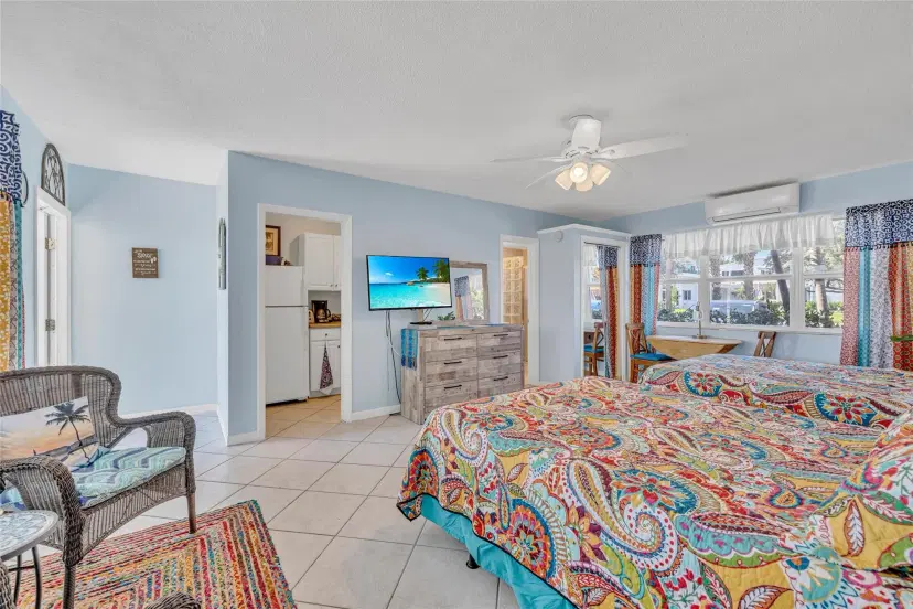 Picture of 4520 El Mar Dr 1, Fort Lauderdale FL 33308