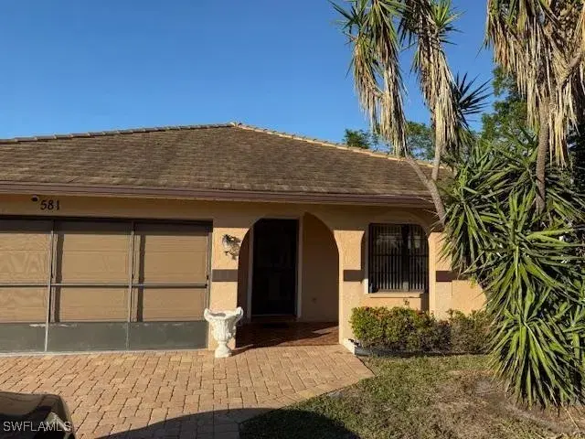 Picture of 581 106Th Ave N, Naples, FL 34108