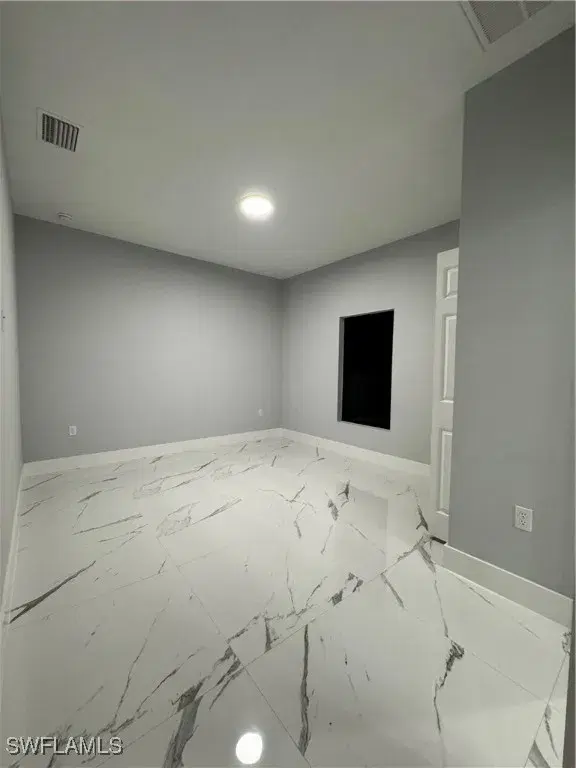 Picture of 1178 Ebers St E, Lehigh Acres FL 33974