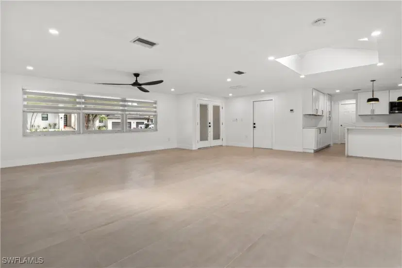 Picture of 5554 Natoma Dr, Fort Myers FL 33919