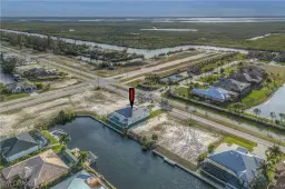 Picture of 811 Old Burnt Store Rd N, Cape Coral, FL 33993