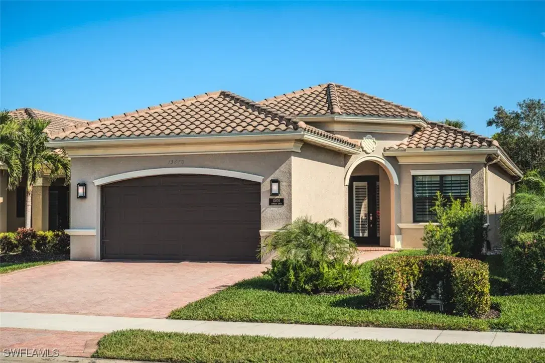 Picture of 13670 Mandarin Cir, Naples, FL 34109