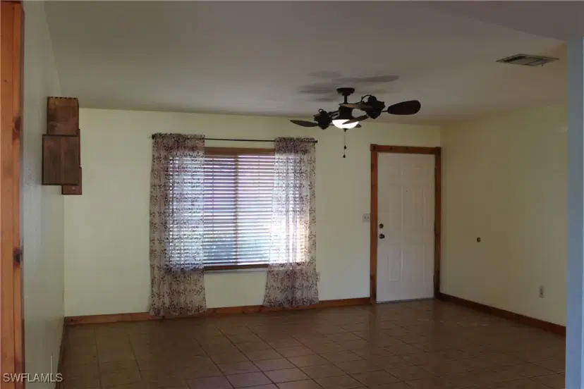 Picture of 1322 Kenmore St, Port Charlotte FL 33952