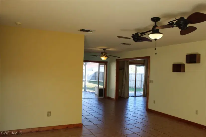 Picture of 1322 Kenmore St, Port Charlotte FL 33952