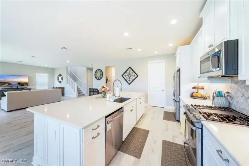 Picture of 4016 Pegasus Way, Naples FL 34120
