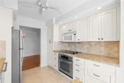 Picture of 3050 NE 47Th Ct 506, Fort Lauderdale, FL 33308