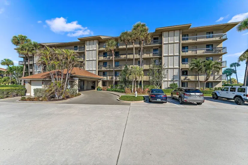 Picture of 601 S Seas Drive 302, Jupiter FL 33477