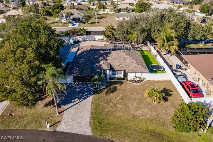 Picture of 240 Laurent Ct, Lehigh Acres FL 33936