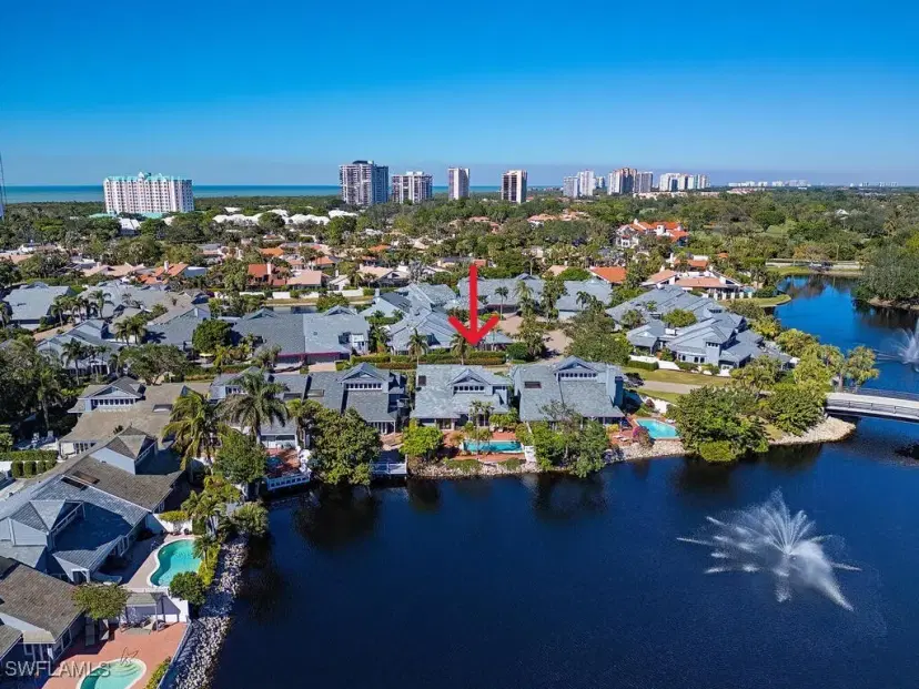 Picture of 656 Bridgeway Ln, Naples FL 34108