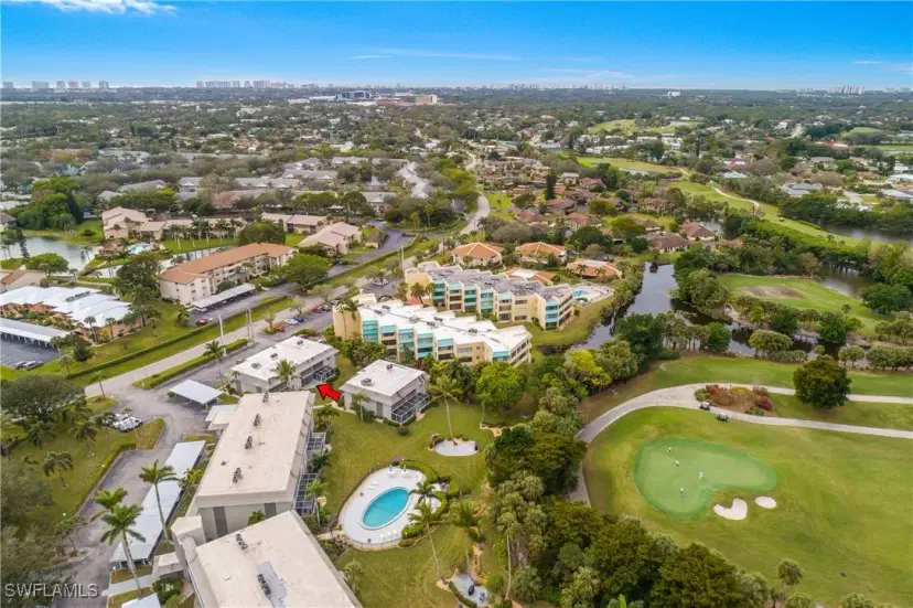 Picture of 215 Cypress Way E B2, Naples FL 34110