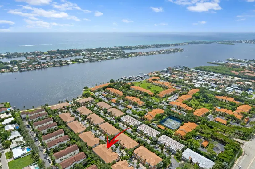 Picture of 114 Las Brisas Circle, Hypoluxo FL 33462