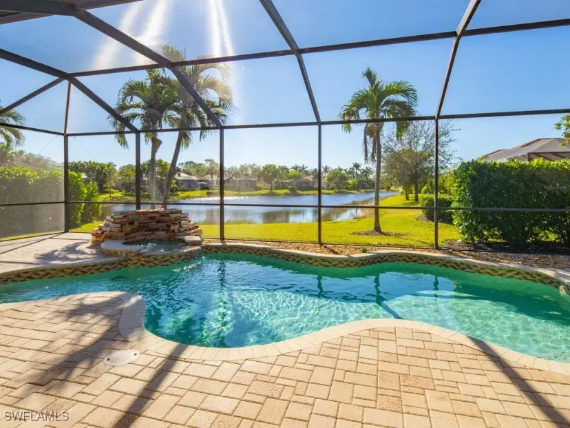 Picture of 442 Saddlebrook Ln, Naples FL 34110