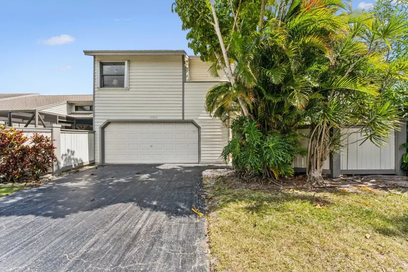 Picture of 13383 Bedford Mews Court, Wellington FL 33414