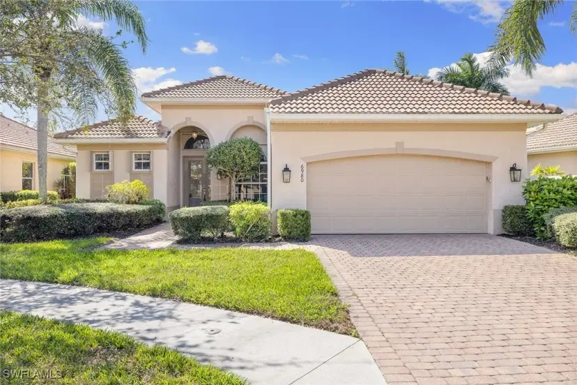 Picture of 6980 Bent Grass Dr, Naples FL 34113
