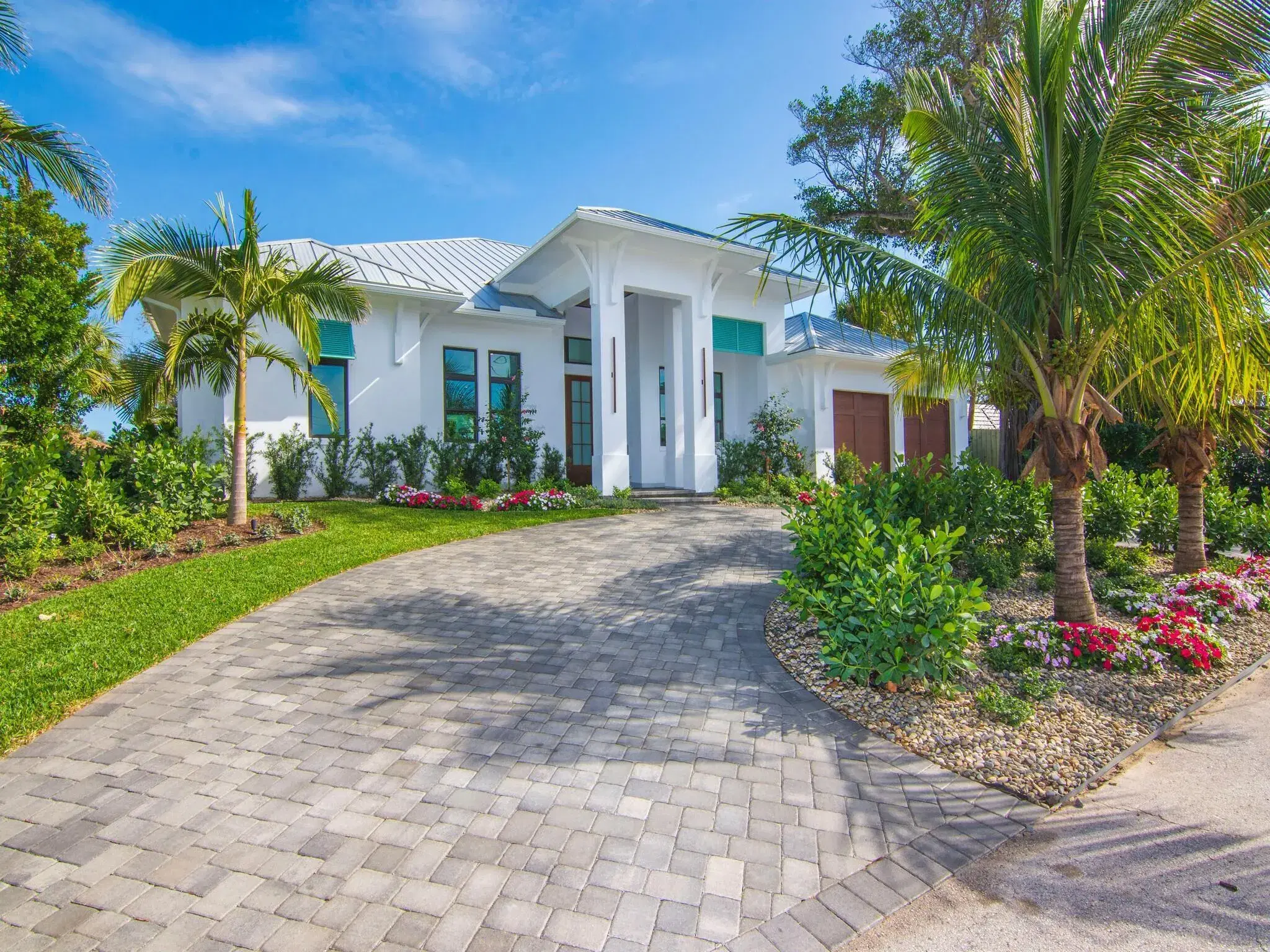 Picture of 736 Norfolk Pine Lane, Vero Beach, FL 32963