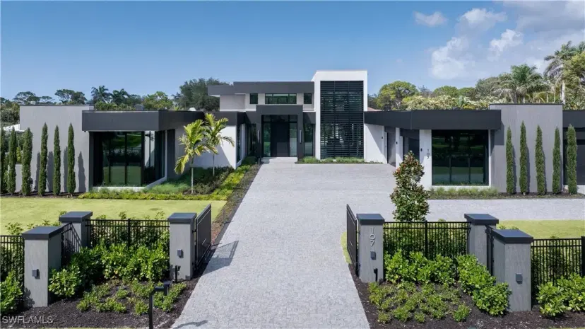 Picture of 107 Myrtle Rd, Naples FL 34108