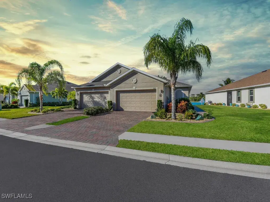 Picture of 20049 Fiddlewood Ave, North Fort Myers, FL 33917