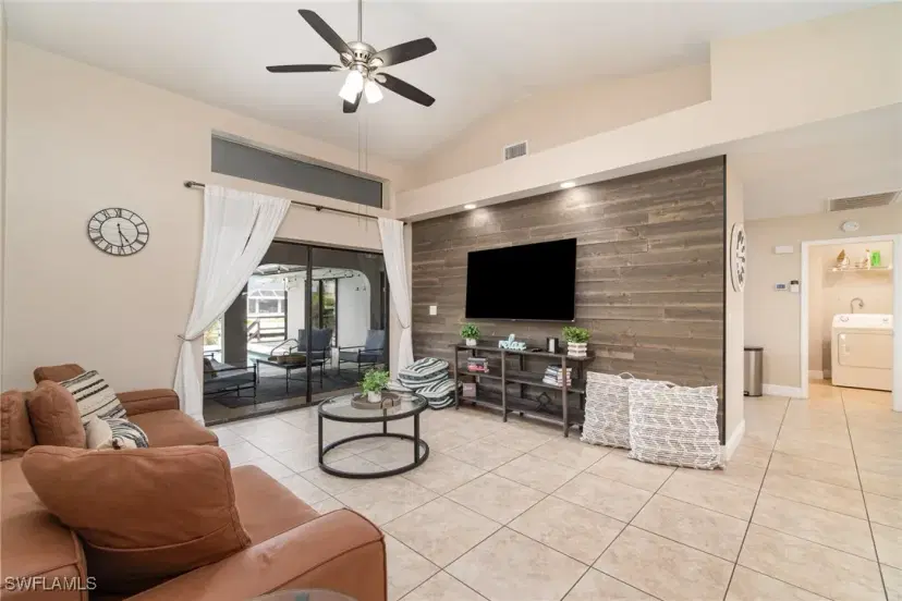 Picture of 3411 SW 2Nd Ave, Cape Coral FL 33914