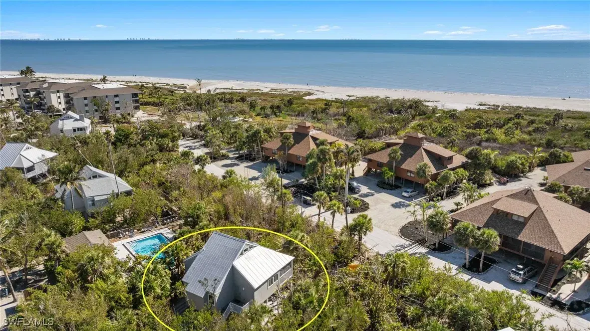 Picture of 1799 Middle Gulf Dr 105, Sanibel, FL 33957