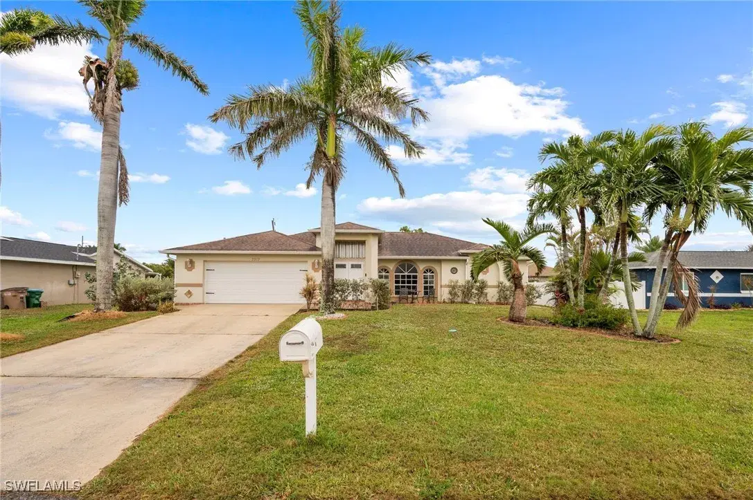 Picture of 3919 SW 1St Ave, Cape Coral, FL 33914