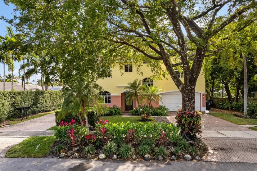 Picture of 1634 NE 5Th Ct 1634, Fort Lauderdale FL 33301